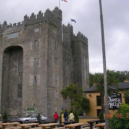 Bunratty Arms B&B Exterior photo