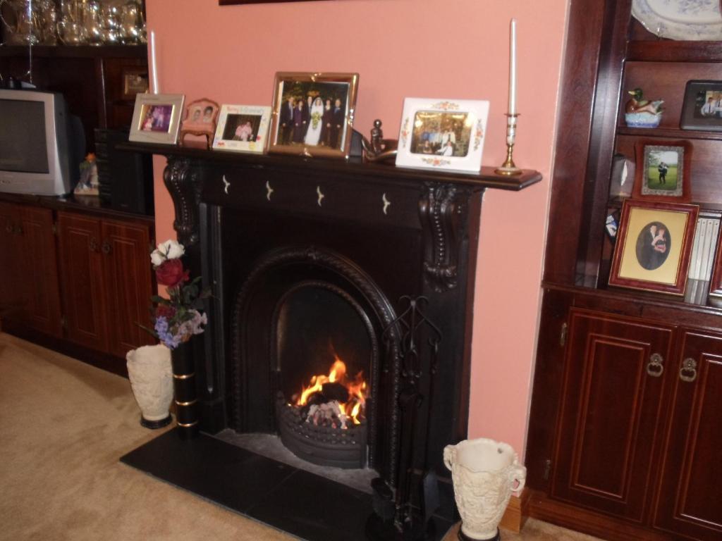 Bunratty Arms B&B Exterior photo